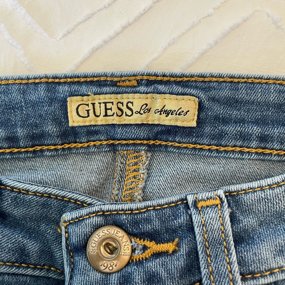 GUESS Jeans - Picture 5 of 6
